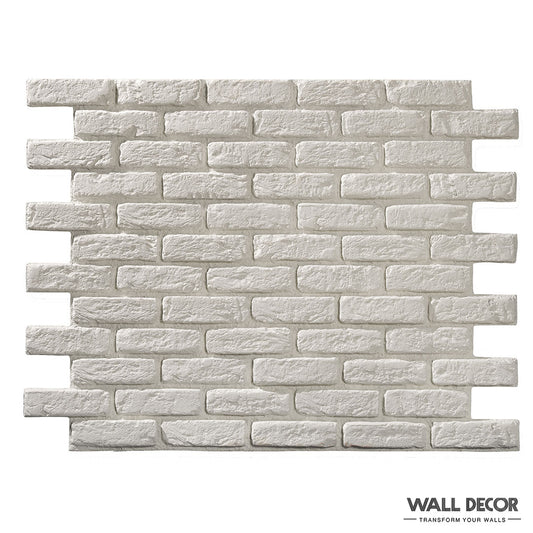 Le panneau Parement Brique blanche - Urban Brick de Panespol™ est un panneau mural en fausses briques texturées blanches à bords décalés, présentant un motif réaliste de briques et présenté sur un fond uni.