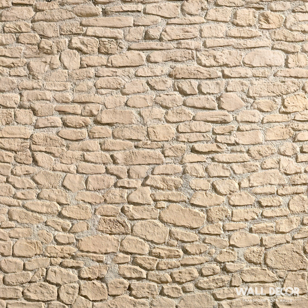 Un gros plan de la Plaque Pierre Moellon Beige by Covering Panels™ (2,85m x 1,3m, 3,7 m²) montre des pierres irrégulières de tailles et de textures variées, créant un mur rustique et naturel ; style Pierres Ginestar. La mention "WALL DECOR" apparaît dans le coin.
